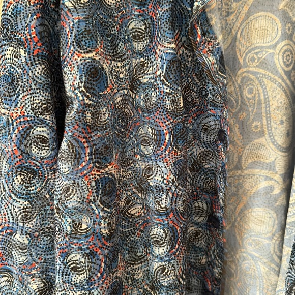 Luciano Visconti button shirt- size medium - Picture 3 of 3
